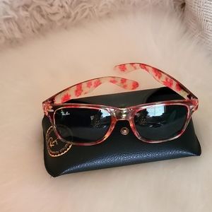 Ray-Ban Ladies Sunglasses